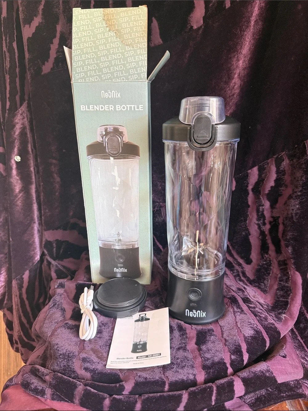 Portable Blender Bottle - Personal Smoothie Maker/colorful LED lights a